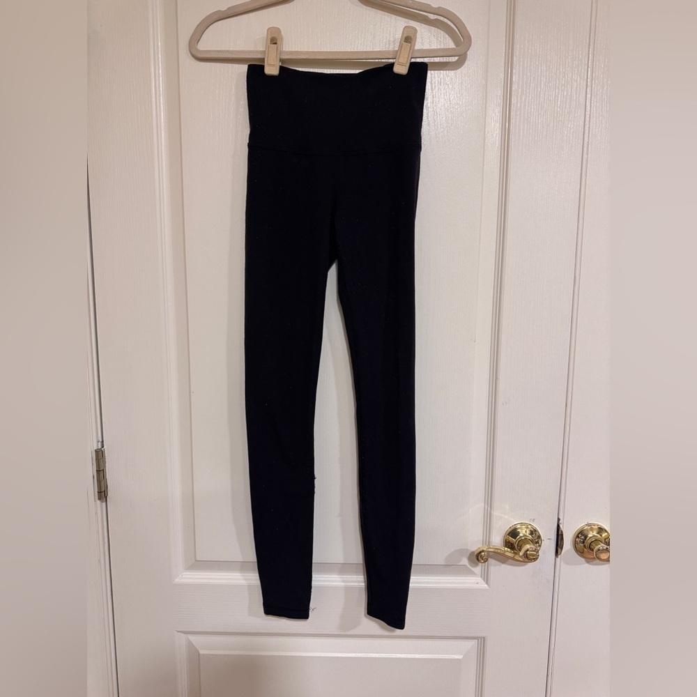 Ivivva black leggings​​​​​